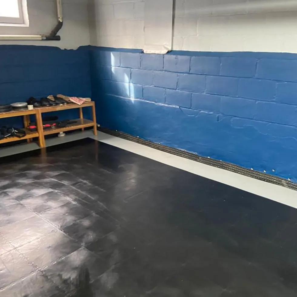 Court Floor Tile Flat Top 5/8 Inch x 1x1 Ft.