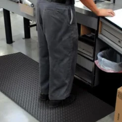 Diamond Foot Anti-Fatigue Mat Solid 3x10 feet