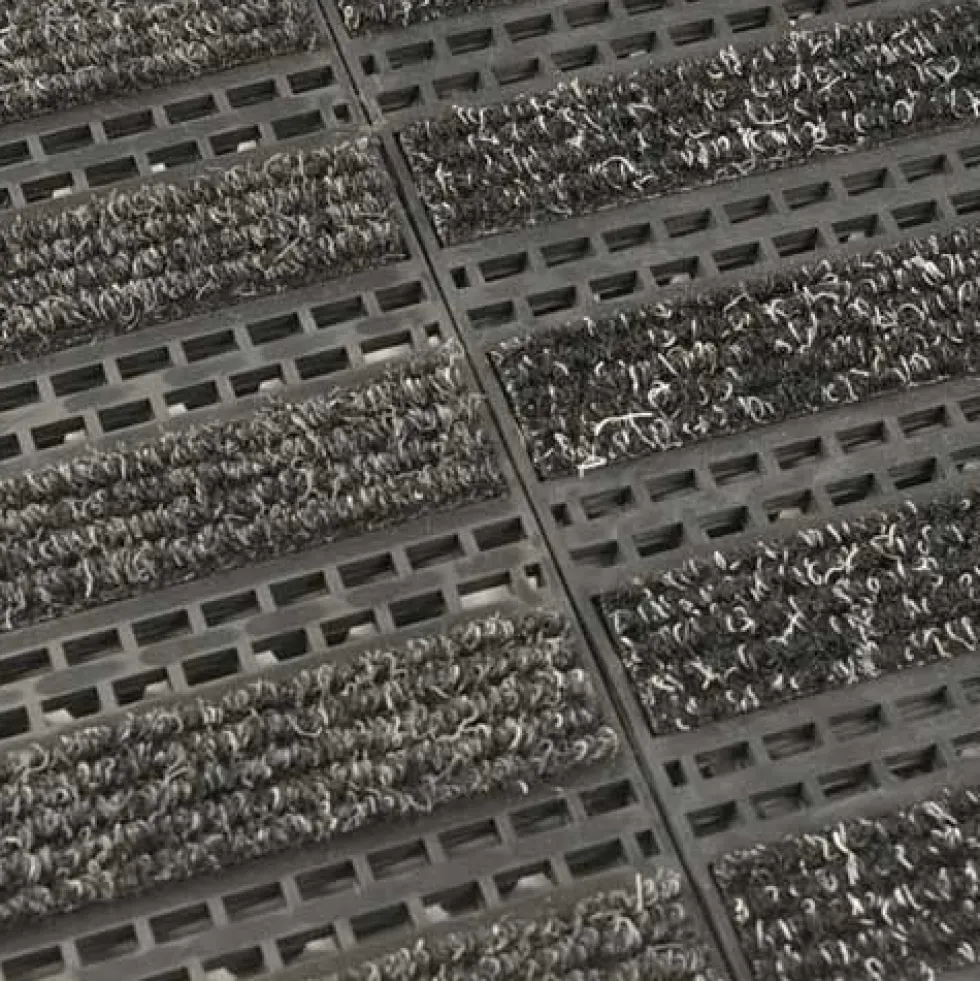 Entrance Linear Tile - 1/2 inch Black w/Charcoal Carpet