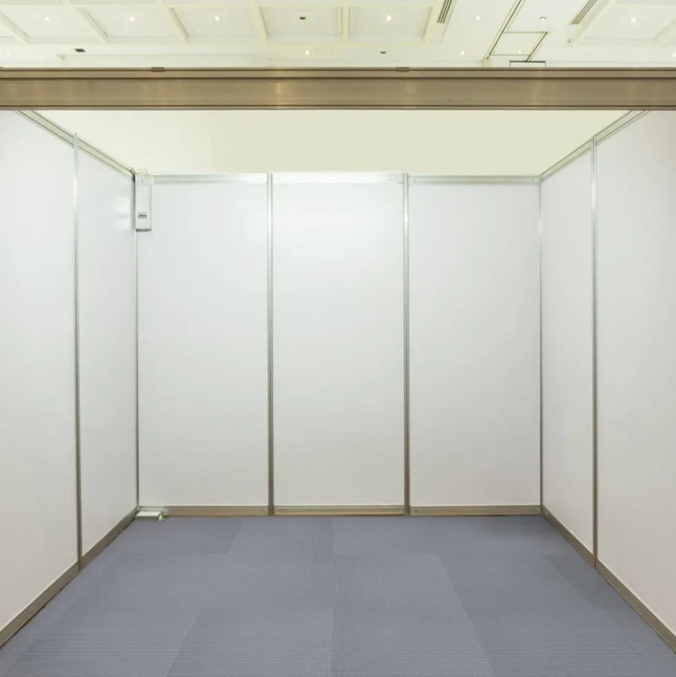 Foam Premium Interlocking Trade Show Mats 20x20 Ft. Kit