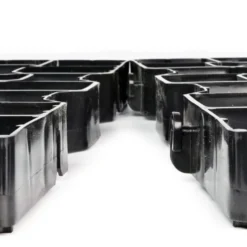 GeoGrid Cellular Paving System 4 cm x 1.6x1.6 Ft.