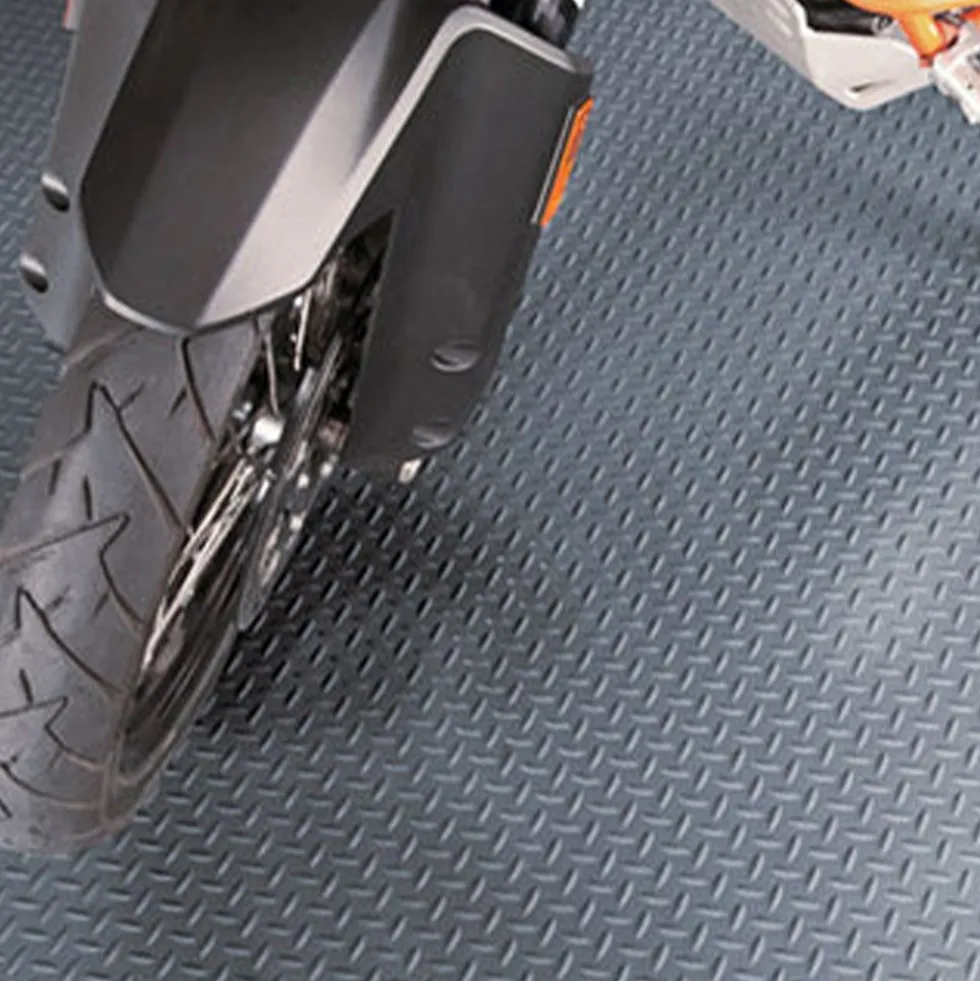 G-Floor Diamond Tread Garage Floor Roll 1.9 mm x 8.6x24 Ft.