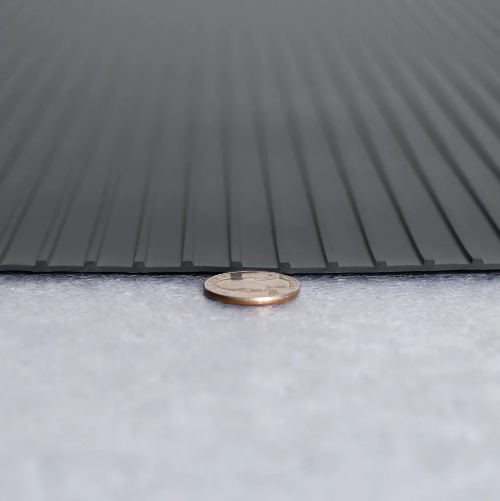 G-Floor Ribbed Tread Garage Floor Roll 1.4 mm x 7.5x17 Ft.