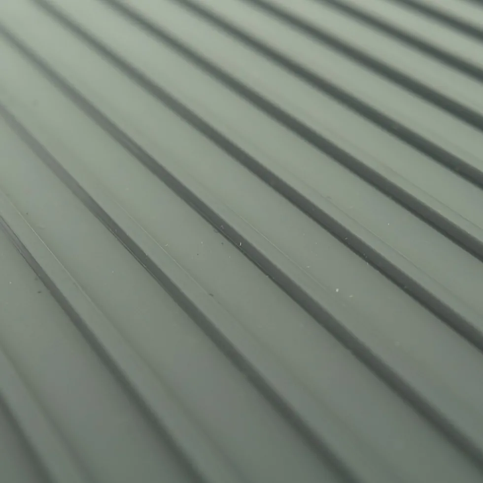 G-Floor Ribbed Tread Garage Floor Roll 1.4 mm x 7.5x17 Ft.