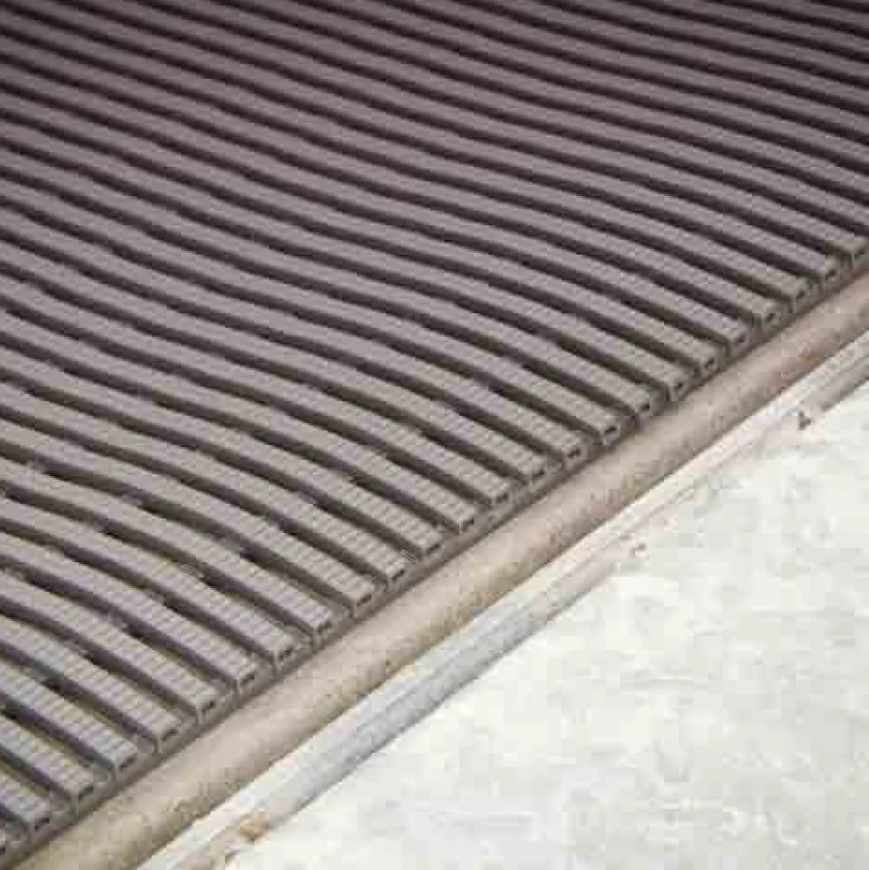 Heronair Industrial Matting 4 x 33 ft Roll