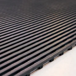 Heronair Industrial Matting 4 x 33 ft Roll
