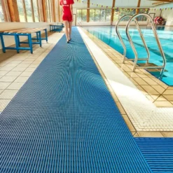 Heronrib Wet Area Safety Matting Roll 4 x 33 ft Roll
