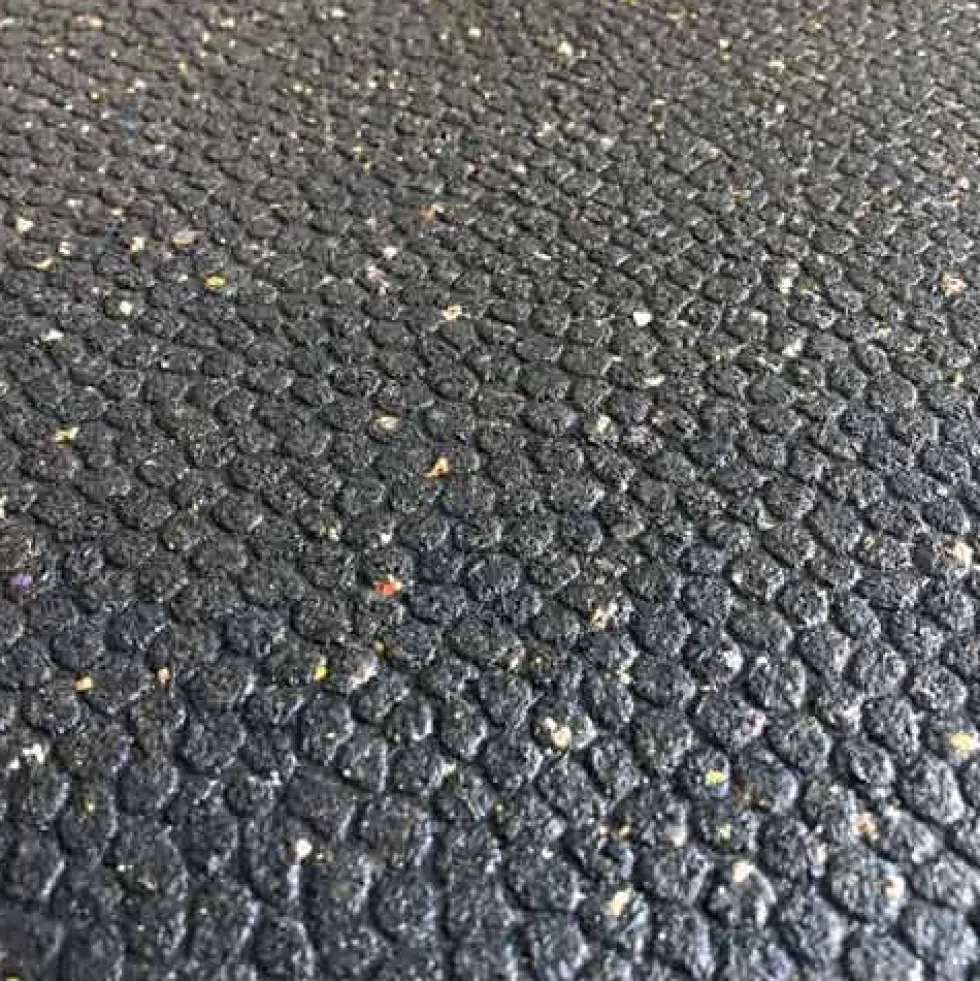 Horse Stall Mats Straight Edge Cobblestone 3/4 Inch x 4x6 Ft.