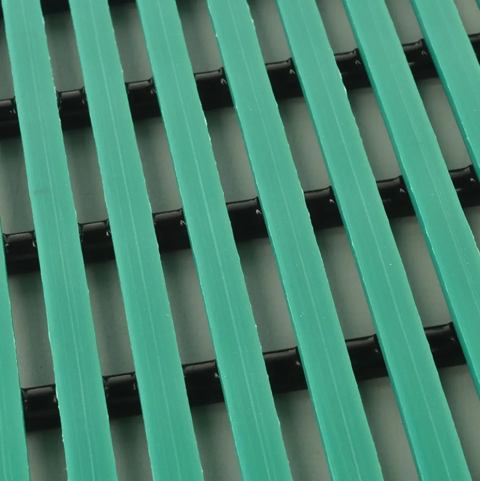 HVD Kennel Matting Roll 13.5 mm x 4x33 Ft.