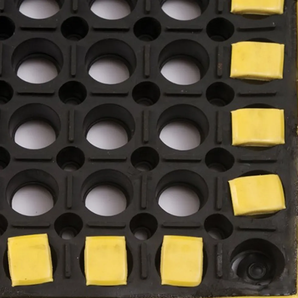 Safety TruTread Perforated Fatigue Mat 4-Sided 40x64 Inches