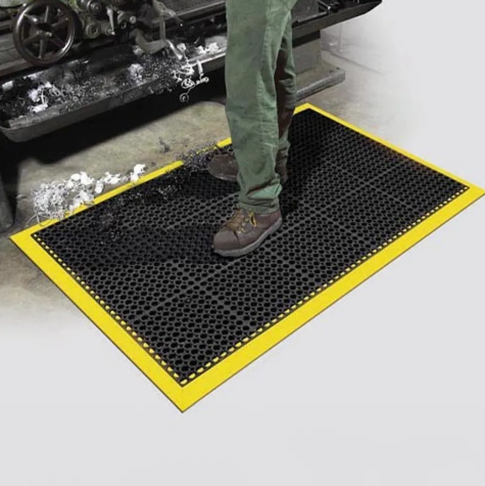 Safety TruTread Perforated Fatigue Mat 4-Sided 40x64 Inches