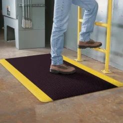 Supreme Sliptech Anti-Fatigue Mat Black/Yellow 3x10 feet