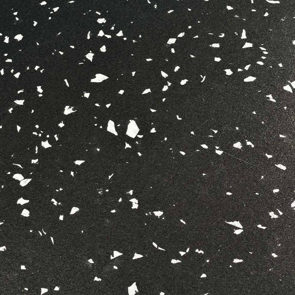 Survivor Rubber Tile Interlocking Big Chip 20% Color 1/4 Inch x 2x2 Ft.