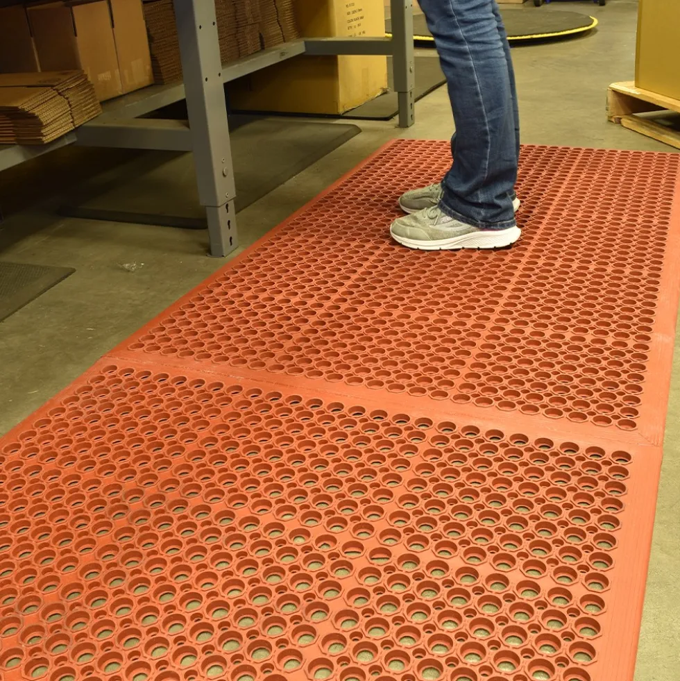 VIP Topdek Senior Red Mat 36x118.5 Inches