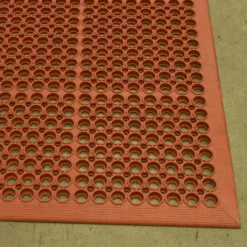 VIP Topdek Senior Red Mat 36x59.5 Inches