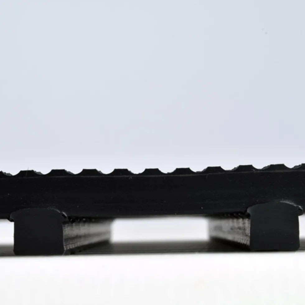 Vynagrip Heavy Duty Industrial Matting Black 2 x 33 ft Roll