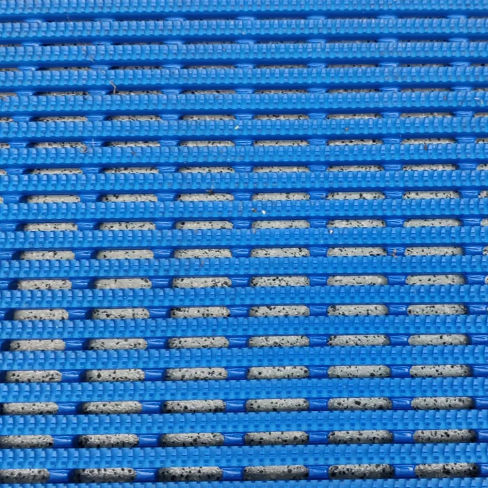 Vynagrip Heavy Duty Industrial Matting Colors 2 x 33 ft Roll