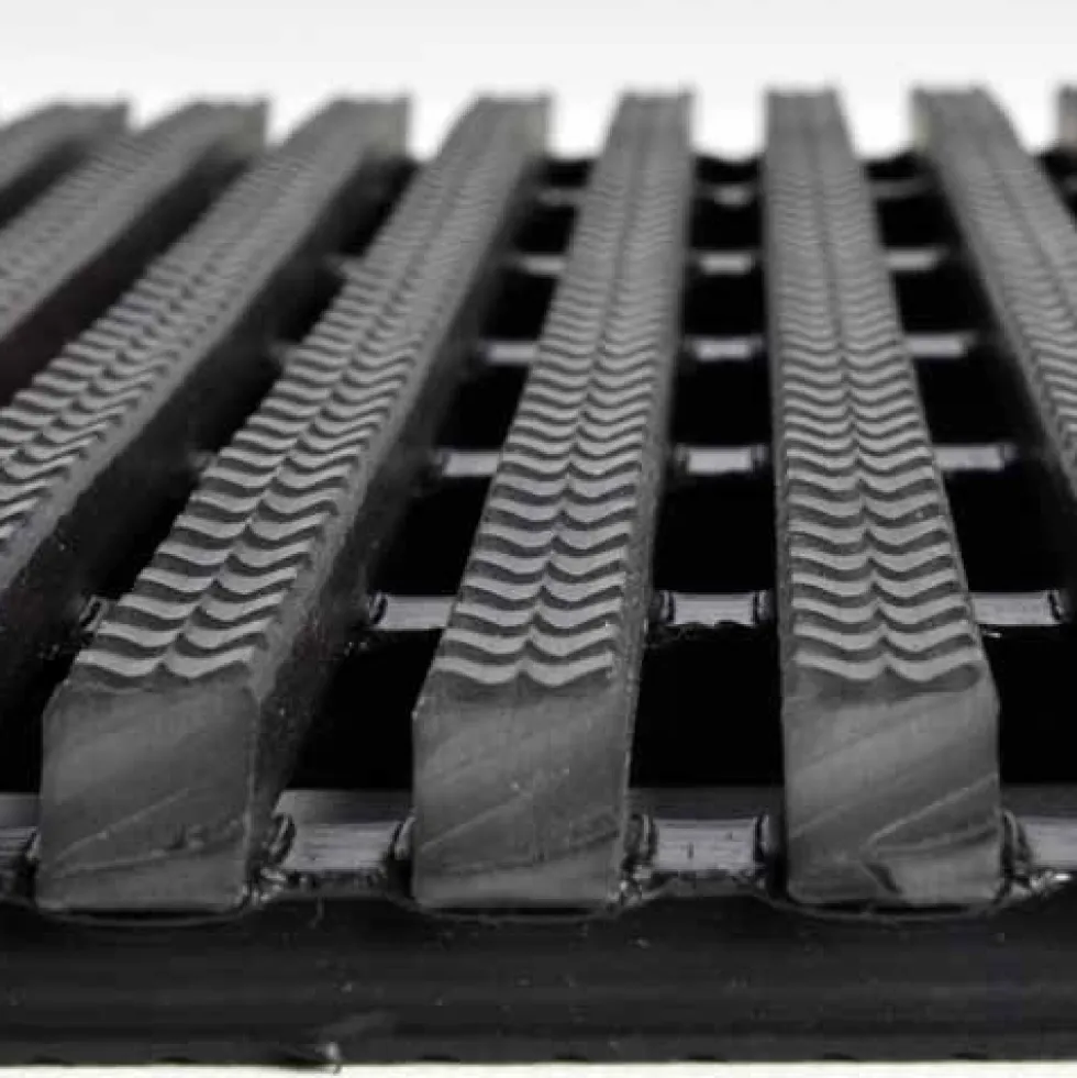 Vynagrip Heavy Duty Industrial Matting Black 3 x 33 ft Roll