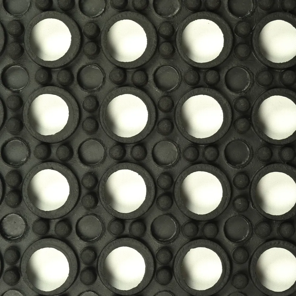 Wash Rack Classic Interlocking Mat 1/2 Inch x 3x3 Ft.