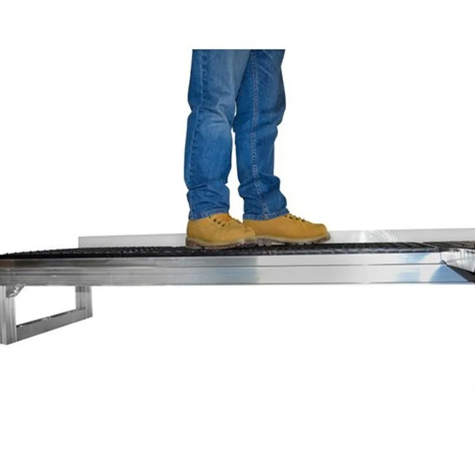 Wearwell Foundation Platform System Diamond-Plate 8Hx18Wx36L Inch Kit